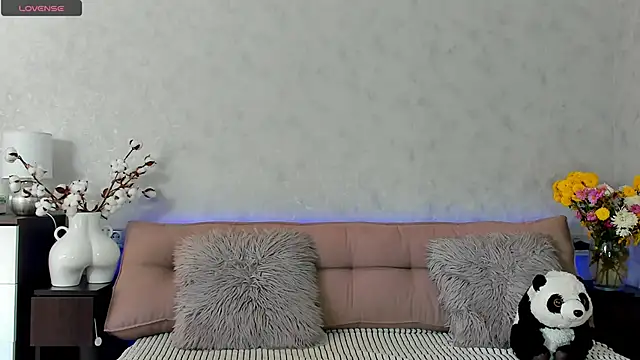 Snapshot of Tina_Mart chatting on October 24, 10:55 am Tina Mart online show from October 24, 10:55 am