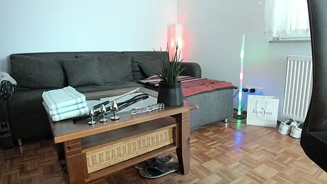 molicaremolicare online show from December 5, 10:57 am