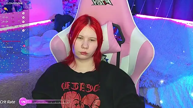 Little kitsune1707 online show from March 7, 9:06 pm