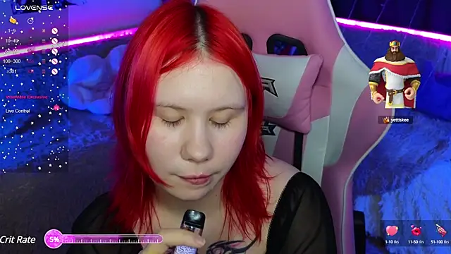 Little kitsune1707 online show from March 18, 1:43 am