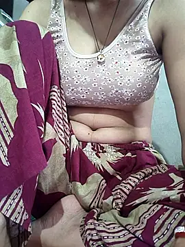 Snapshot of lovely----bhabhi chatting on July 27, 1:56 am lovely----bhabhi online show from July 27, 1:56 am