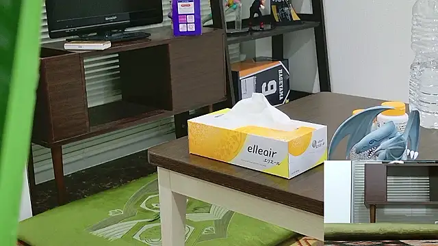 YARASERO-kun online show from February 20, 11:00 am