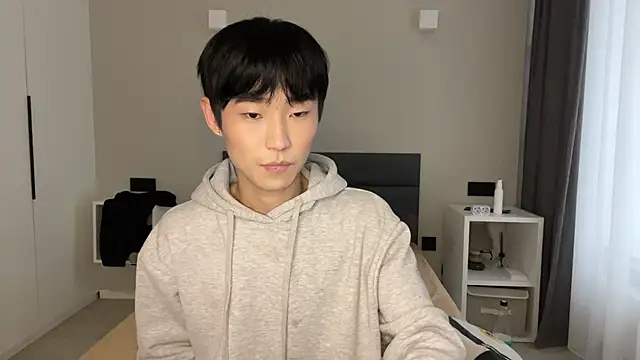 Snapshot of Brian_Stars chatting on February 20, 1:30 pm Brian Stars online show from February 20, 1:30 pm