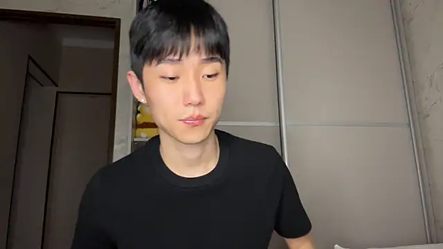 Snapshot of Brian_Stars chatting on June 18, 1:48 pm Brian Stars online show from June 18, 1:48 pm