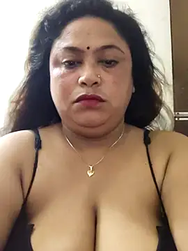 Snapshot of rani130 chatting on June 5, 1:56 am rani130 online show from June 5, 1:56 am