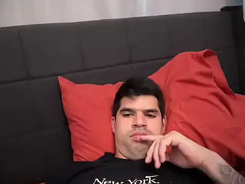 lancebrek online show from May 6, 2:11 pm