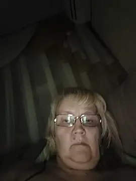 Violet5364 online show from December 13, 10:48 pm