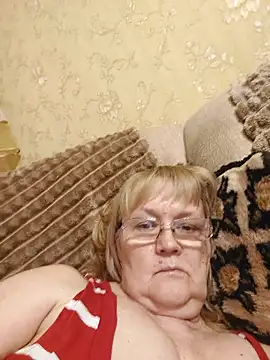Snapshot of Violet5364 chatting on July 11, 8:55 pm Violet5364 online show from July 11, 8:55 pm