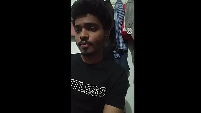 Snapshot of Harsh424242 chatting on March 6, 6:05 pm Harsh424242 online show from March 6, 6:05 pm