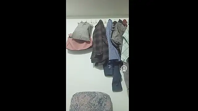 Snapshot of Harsh424242 chatting on March 7, 9:38 pm Harsh424242 online show from March 7, 9:38 pm