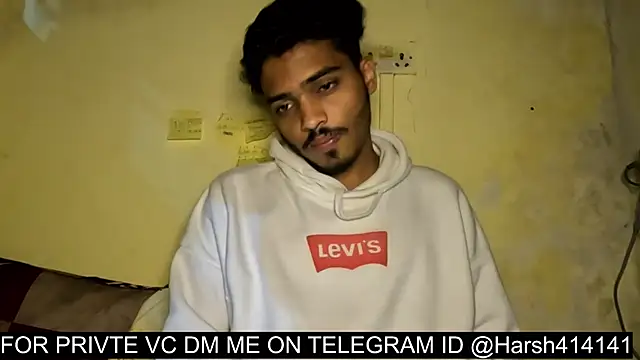 Snapshot of Harsh424242 chatting on November 11, 6:08 pm Harsh424242 online show from November 11, 6:08 pm