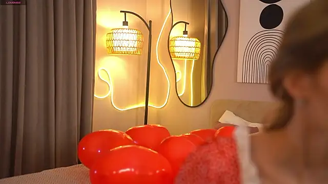  Spring Day  online show from February 14, 8:11 am