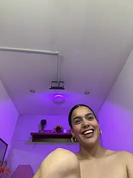 Snapshot of Lana_Pearce chatting on February 27, 3:26 pm Lana Pearce online show from February 27, 3:26 pm