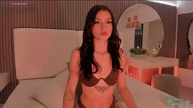 Giselle royy online show from October 17, 9:06 pm