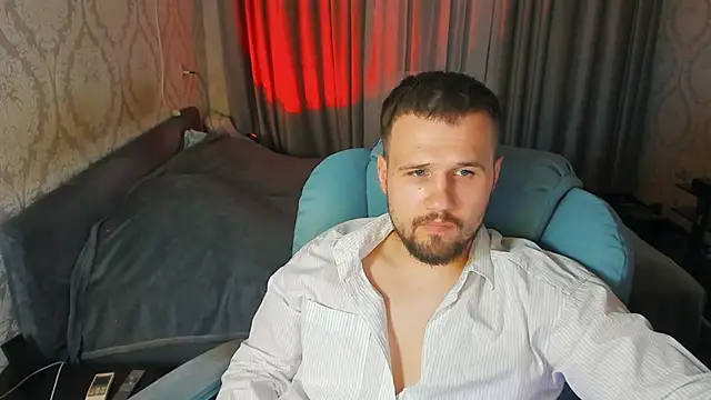 Snapshot of Vladik_b chatting on May 22, 6:57 pm Vladik b online show from May 22, 6:57 pm