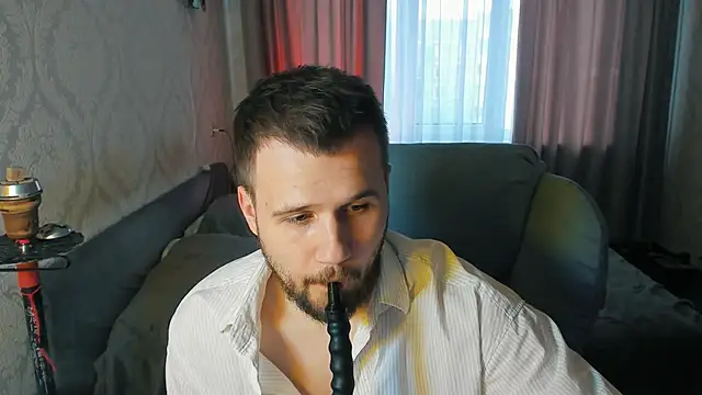 Snapshot of Vladik_b chatting on May 25, 5:30 pm Vladik b online show from May 25, 5:30 pm