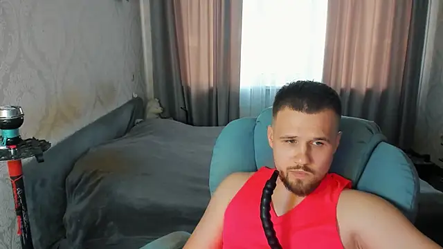 Snapshot of Vladik_b chatting on June 22, 5:43 pm Vladik b online show from June 22, 5:43 pm