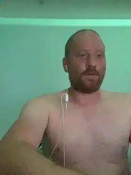 Snapshot of Krzysiekg123 chatting on October 23, 9:46 pm Krzysiekg123 online show from October 23, 9:46 pm