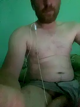 Snapshot of Krzysiekg123 chatting on October 31, 10:44 pm Krzysiekg123 online show from October 31, 10:44 pm