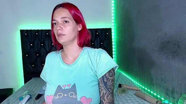 Snapshot of kaisalov_ chatting on June 30, 10:00 pm kaisalov online show from June 30, 10:00 pm