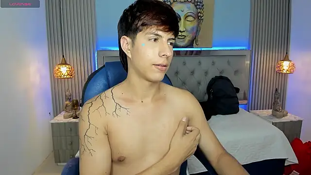 Estiv18  online show from March 11, 2:17 am