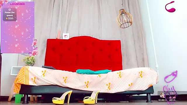 katha Crawford online show from October 9, 7:12 pm