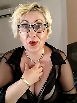Snapshot of Pumabionda chatting on July 11, 10:33 pm Pumabionda online show from July 11, 10:33 pm
