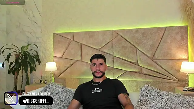 Snapshot of DickGriffith_ chatting on March 22, 9:24 am DickGriffith online show from March 22, 9:24 am