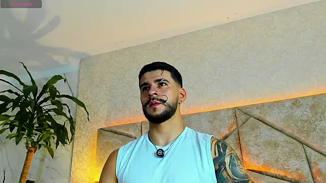 Snapshot of DickGriffith_ chatting on September 9, 12:37 pm DickGriffith online show from September 9, 12:37 pm