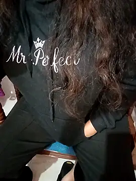 Snapshot of Mannat-222 chatting on November 24, 1:27 am Mannat-222 online show from November 24, 1:27 am