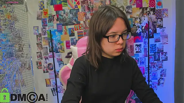 Snapshot of Chio_Mio chatting on October 14, 1:50 am Chio Mio online show from October 14, 1:50 am