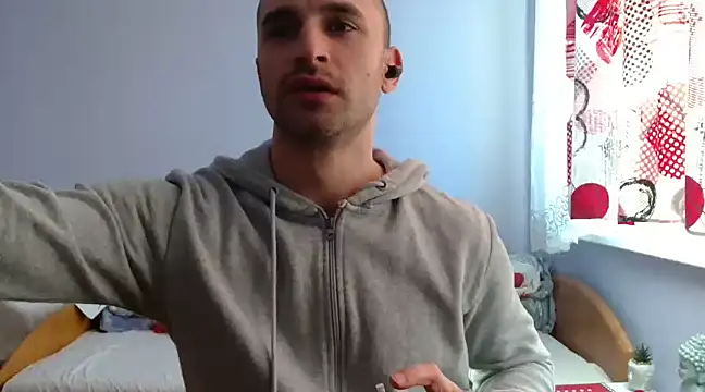 OskarBreno online show from February 18, 2:49 pm