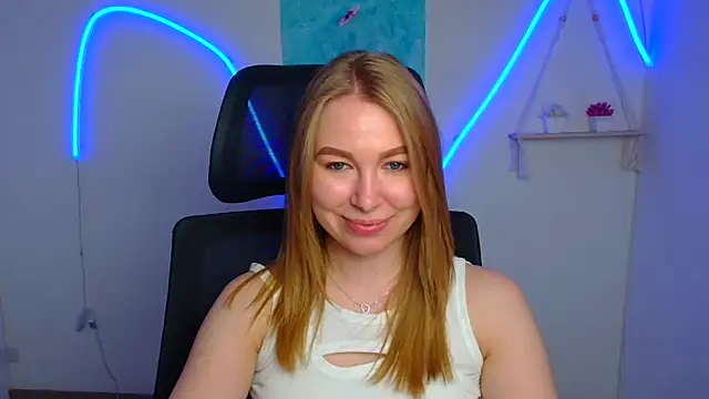 Snapshot of Dana_flowers chatting on May 19, 5:36 am Dana flowers online show from May 19, 5:36 am
