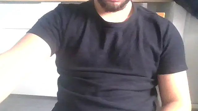 Snapshot of nxnd3525 chatting on February 13, 12:11 pm nxnd3525 online show from February 13, 12:11 pm