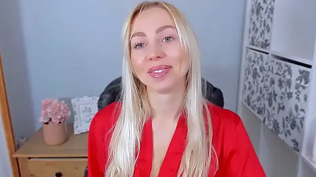 MargaritaRose online show from November 28, 7:33 am