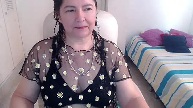 Snapshot of leonela_69 chatting on May 12, 4:48 pm leonela 69 online show from May 12, 4:48 pm