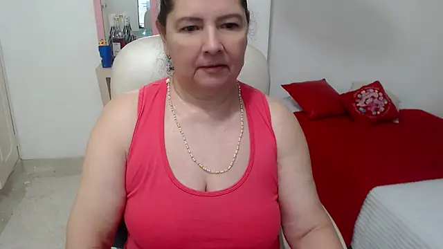 Snapshot of leonela_69 chatting on June 4, 10:21 am leonela 69 online show from June 4, 10:21 am