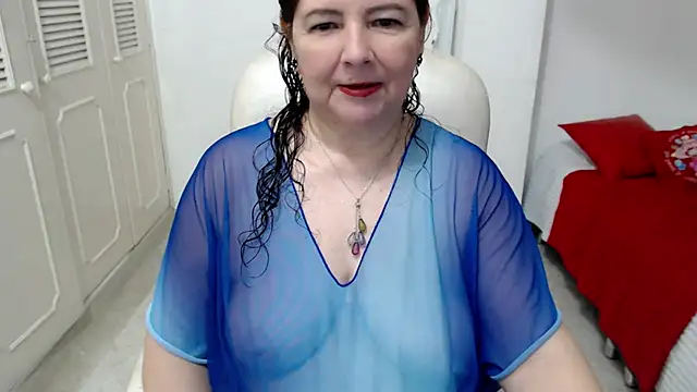 Snapshot of leonela_69 chatting on June 12, 11:46 pm leonela 69 online show from June 12, 11:46 pm