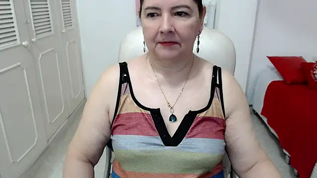 Snapshot of leonela_69 chatting on June 15, 9:50 pm leonela 69 online show from June 15, 9:50 pm