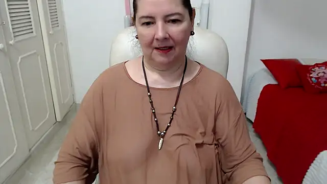 Snapshot of leonela_69 chatting on June 26, 11:31 pm leonela 69 online show from June 26, 11:31 pm