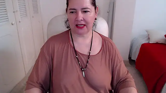 Snapshot of leonela_69 chatting on June 27, 11:37 am leonela 69 online show from June 27, 11:37 am