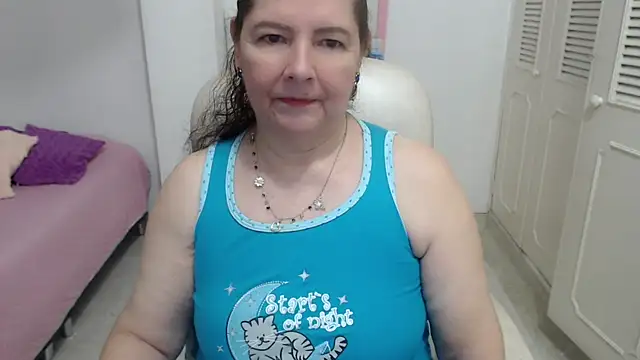 Snapshot of leonela_69 chatting on July 1, 10:53 pm leonela 69 online show from July 1, 10:53 pm