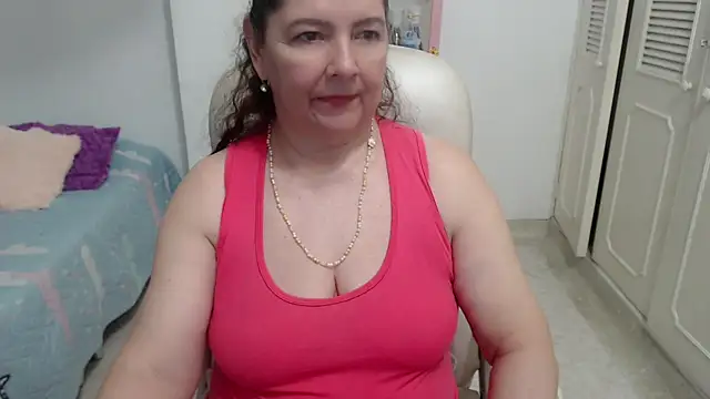 Snapshot of leonela_69 chatting on July 14, 2:05 am leonela 69 online show from July 14, 2:05 am