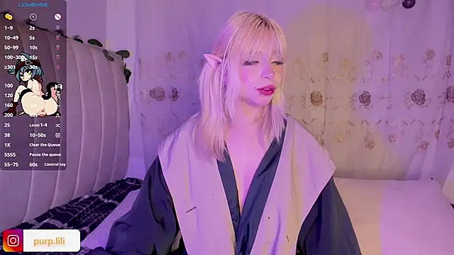 purplelilith3 online show from January 15, 6:29 am