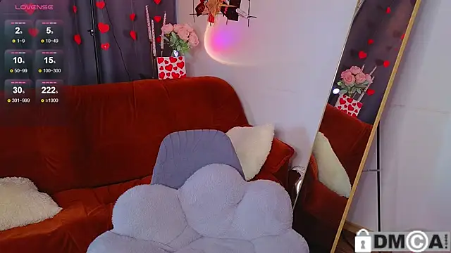 Caroline  Brown online show from March 1, 2:04 am