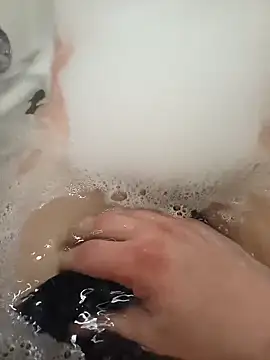 flo000031 online show from February 23, 12:24 pm