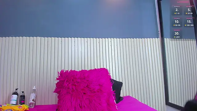 Aida-nicolle online show from November 28, 10:18 am