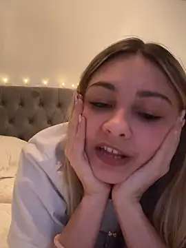 Snapshot of skyemorgan01 chatting on February 22, 11:47 pm skyemorgan01 online show from February 22, 11:47 pm