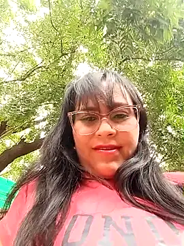 Snapshot of promiscuous-indecent-momm chatting on July 14, 8:03 pm promiscuous-indecent-momm online show from July 14, 8:03 pm