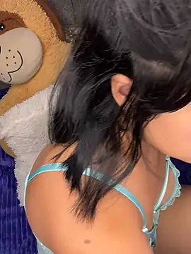 ZafiroKlein online show from November 25, 8:42 pm